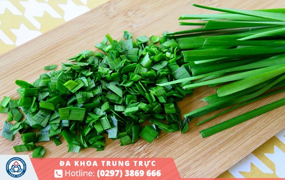 Lá hẹ giúp hỗ trợ phục hồi chứa năng sinh lý của phái mạnh