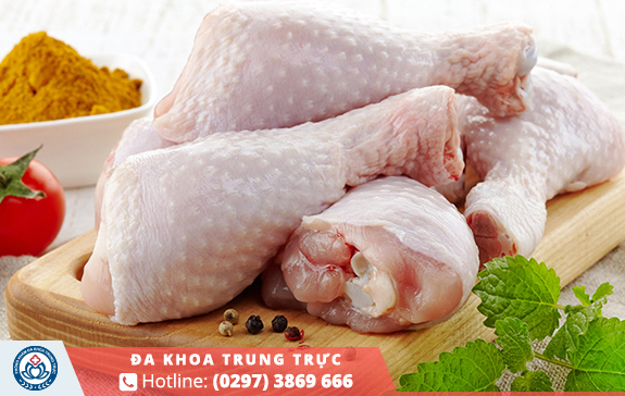 Thịt gà khiến vết thương khó lành, đau nhức