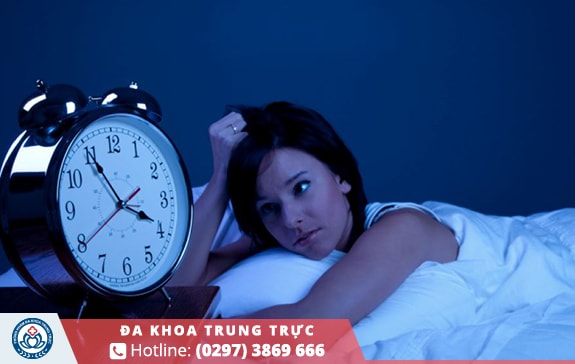 Thiếu ngủ hoặc ngủ không sâu